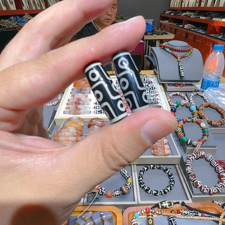 未镶嵌玛瑙/玉髓珠宝奇石