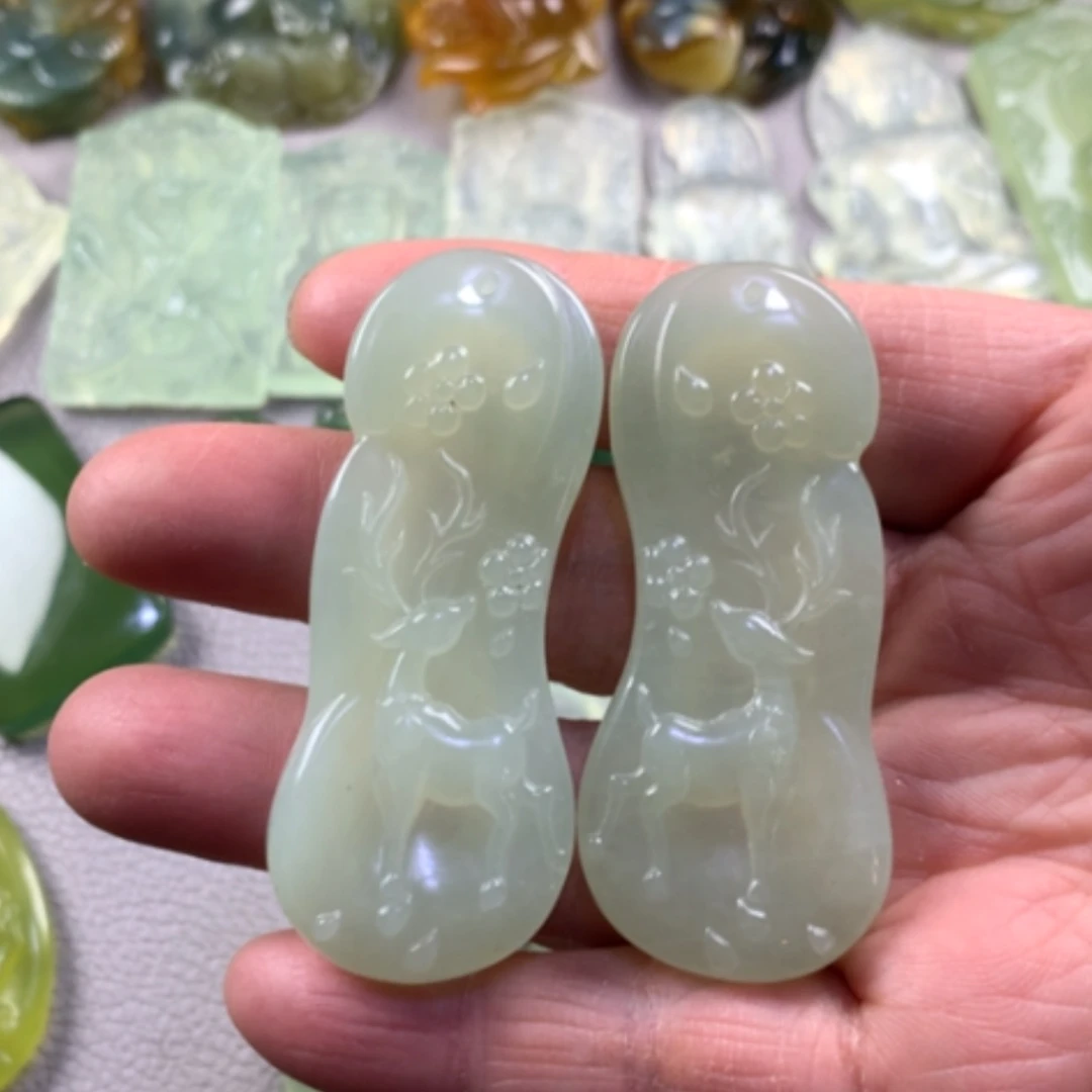 【闪购商品】蛇纹石玉吊坠未镶嵌