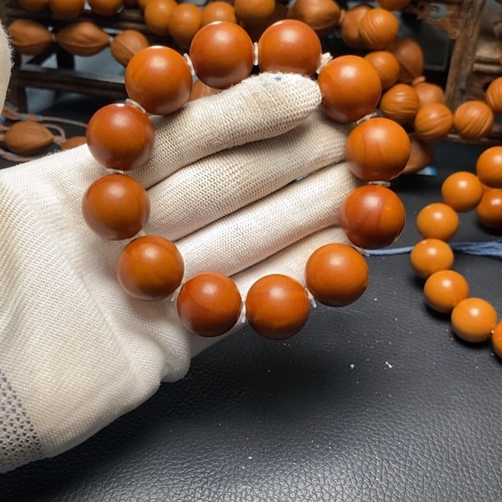 手串橄榄核1.85尺寸树王光珠