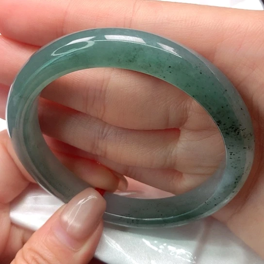 翡翠未镶嵌手镯正圈12号