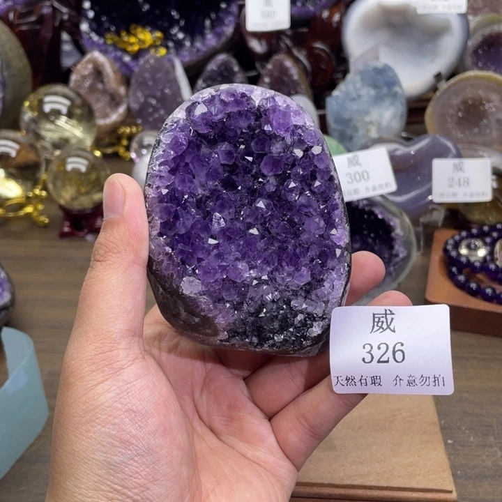 水晶未镶嵌珠宝半成品