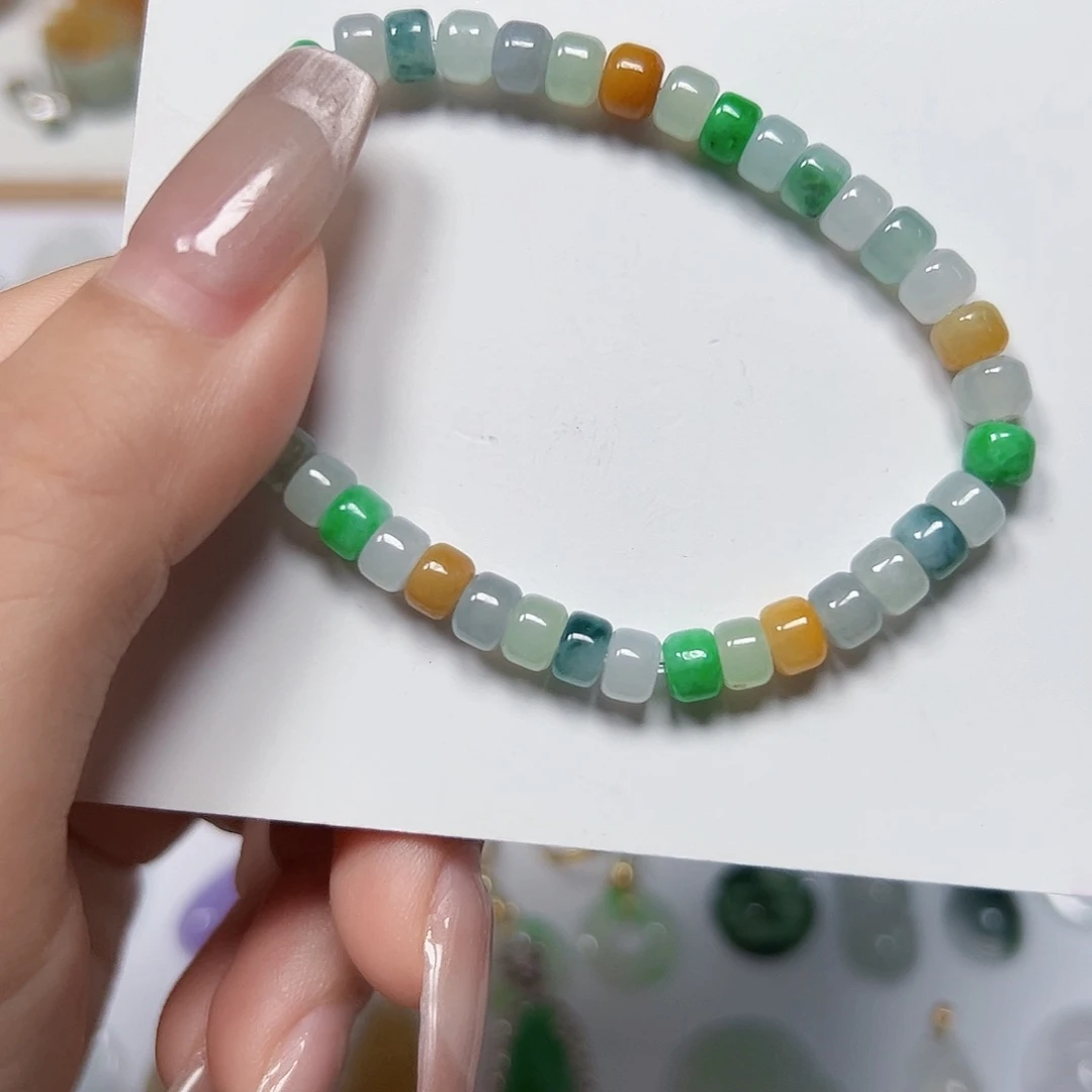 翡翠未镶嵌颈饰天然A货翡翠