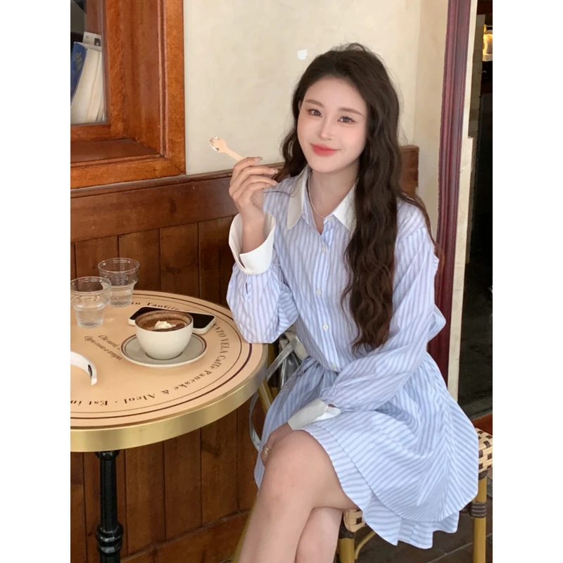 【清清】【轻巧比利时】MOMO气质显瘦蓝色条纹收腰连衣裙