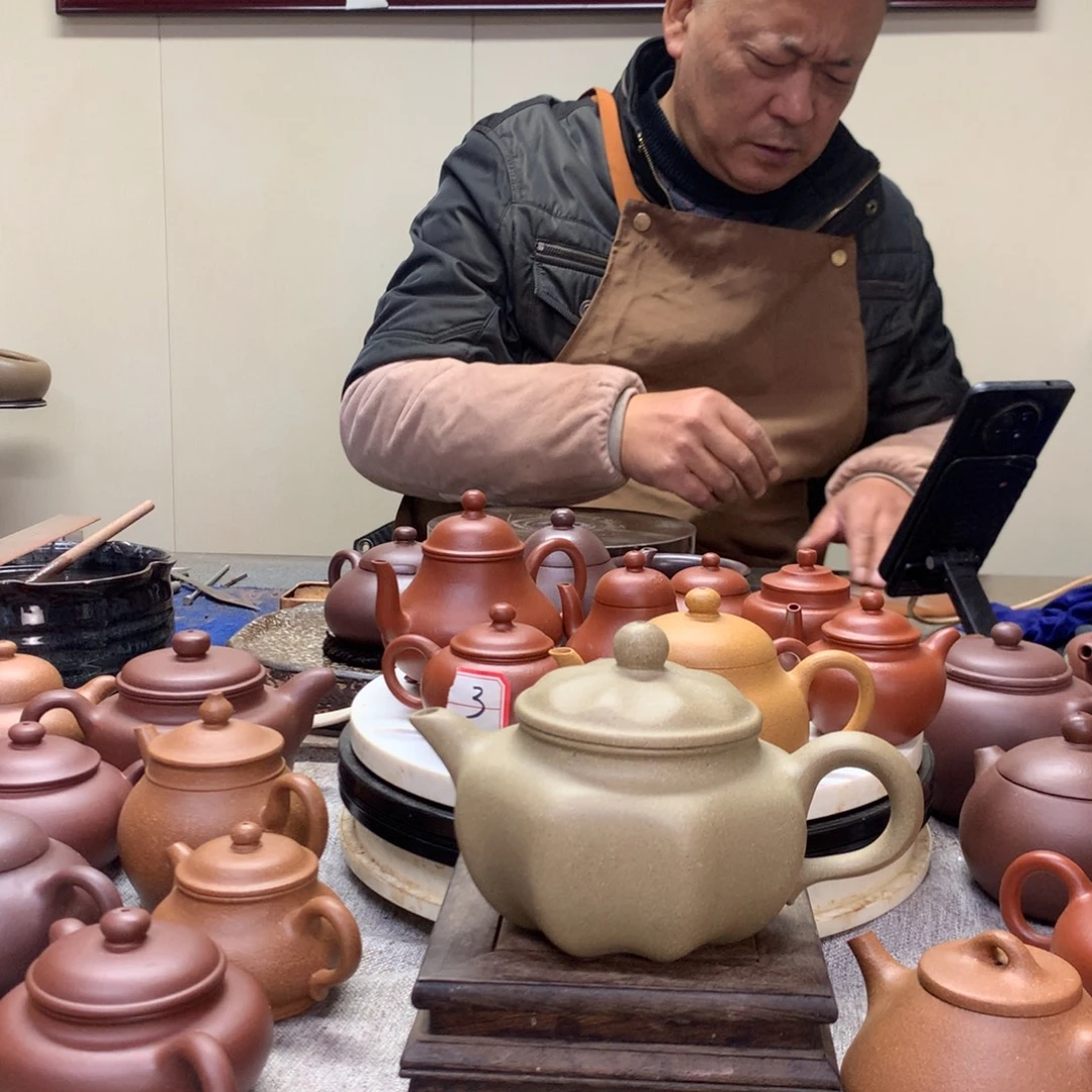 茶壶段泥八面玲珑260 C半手工制作