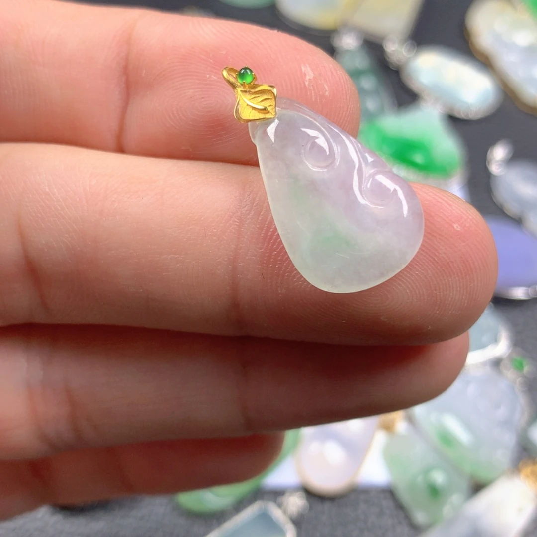 【闪购商品】翡翠颈饰18K金镶嵌翡翠