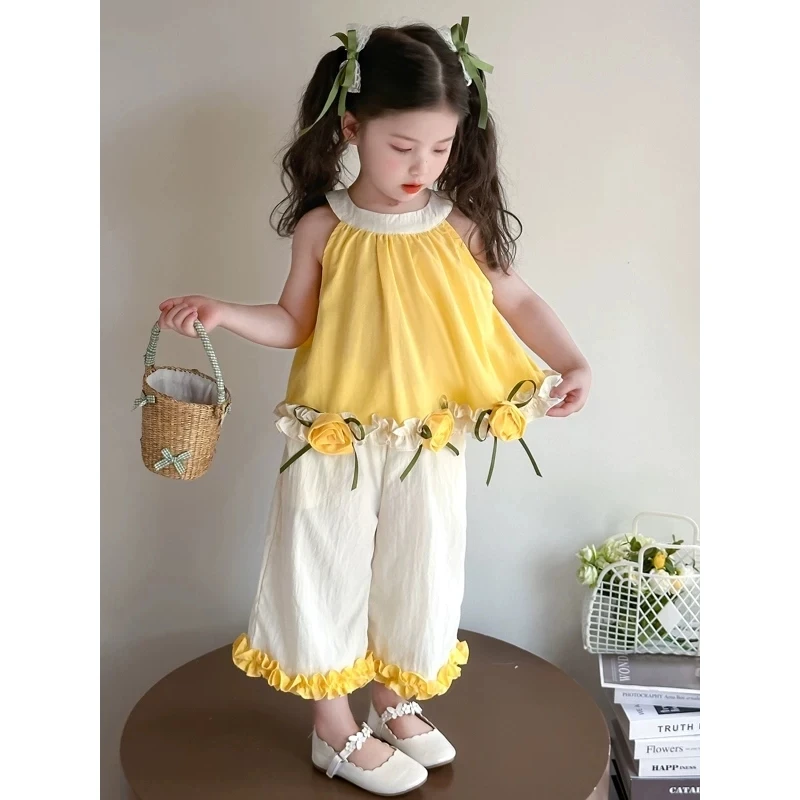 女童无袖娃娃衫阔腿裤套装2025夏款挂脖背心木耳边花朵吊带潮