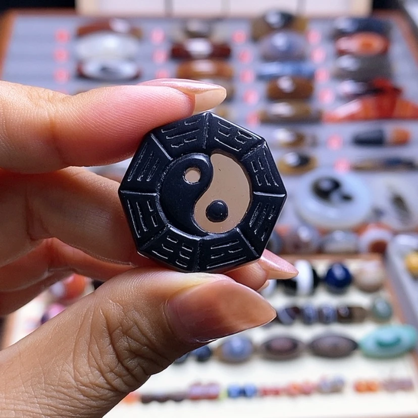 【闪购商品】玛瑙/玉髓未镶嵌珠宝半成品中****利