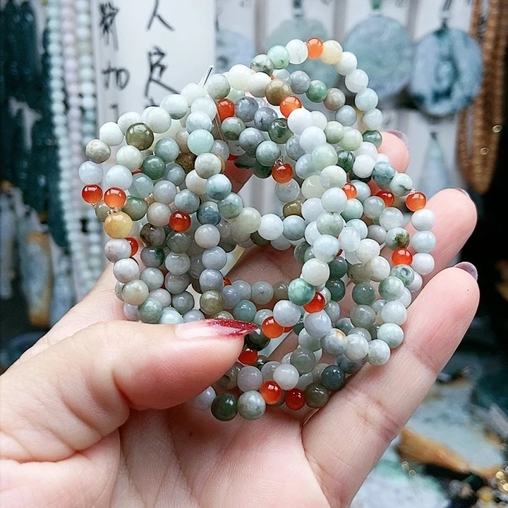 颈饰足铂镶嵌翡翠翡翠
