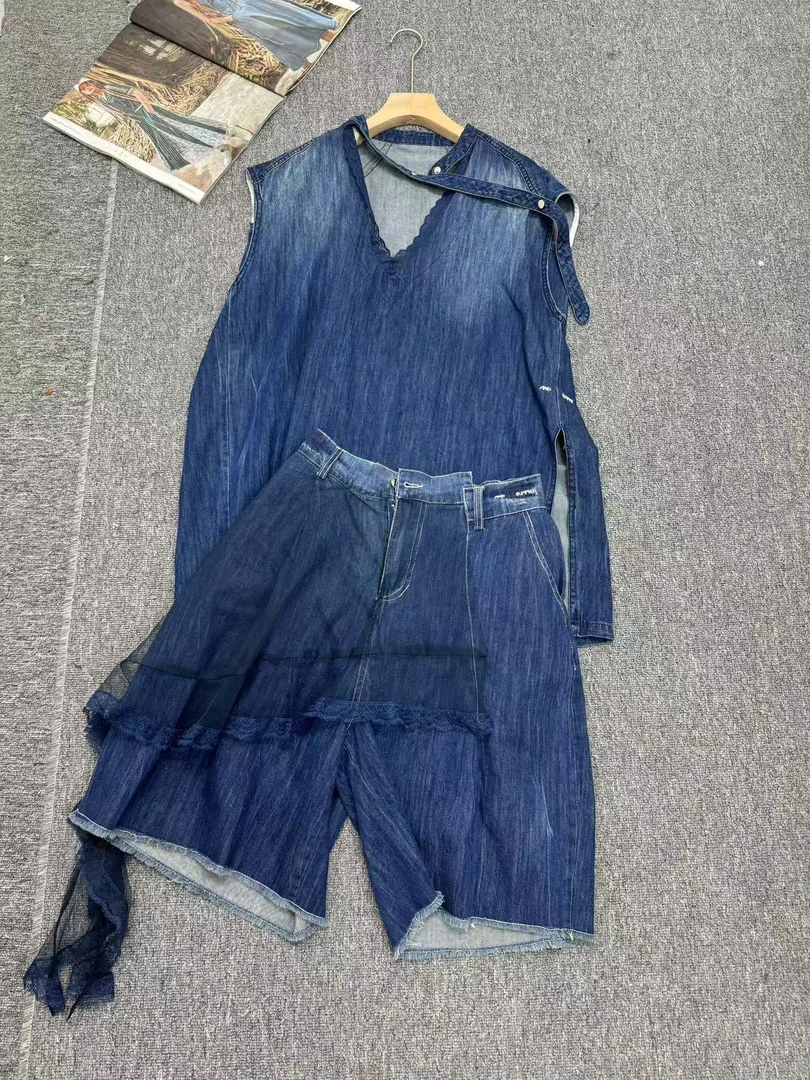 【套装】欧货女装2025夏季新款时尚V领牛仔小众显瘦毛边短裤套装