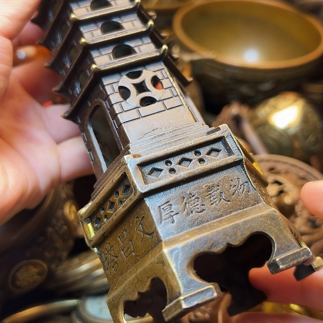 精美铜器工艺品等