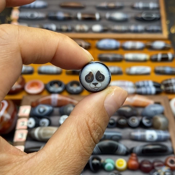 玛瑙/玉髓未镶嵌珠宝半成品兰*谷