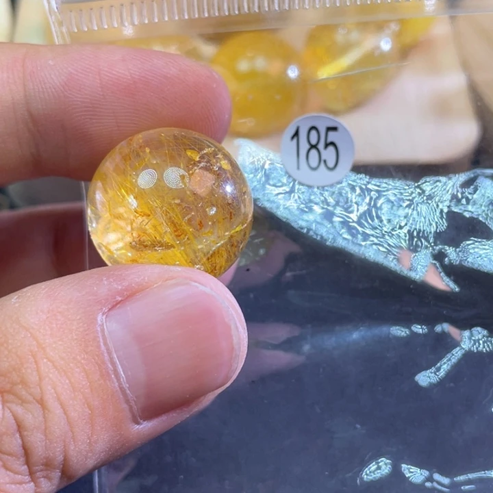 未镶嵌颈饰水晶@**妞