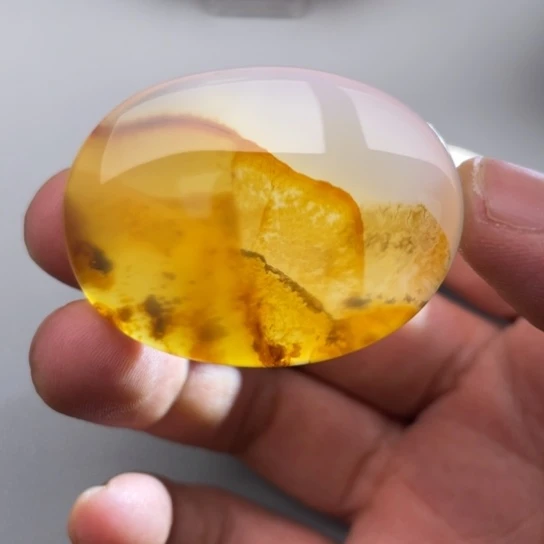 玛瑙/玉髓颈饰未镶嵌两*