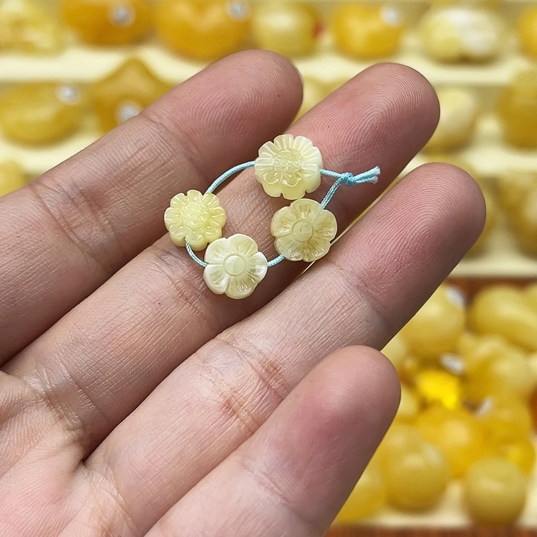 蜜蜡未镶嵌裸石天然