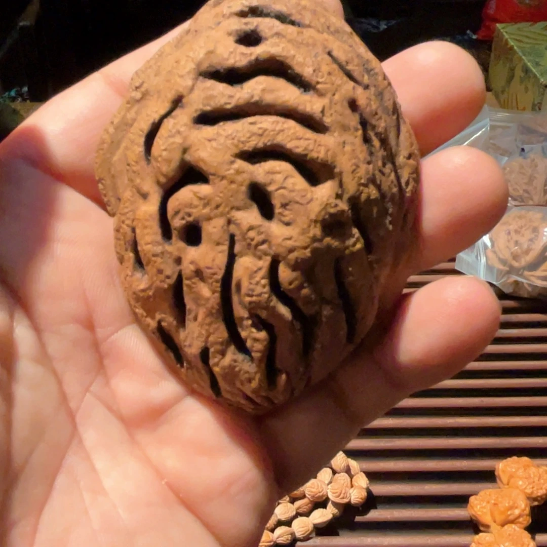 何***核吊坠文玩核桃嘎嘎嘎嘎