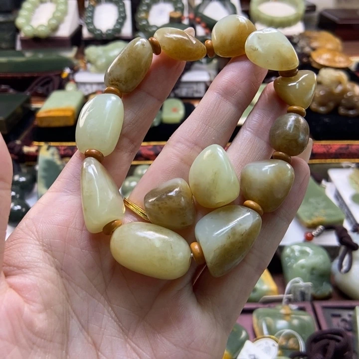 未镶嵌手串岫岩老玉（透闪石质玉）小*子