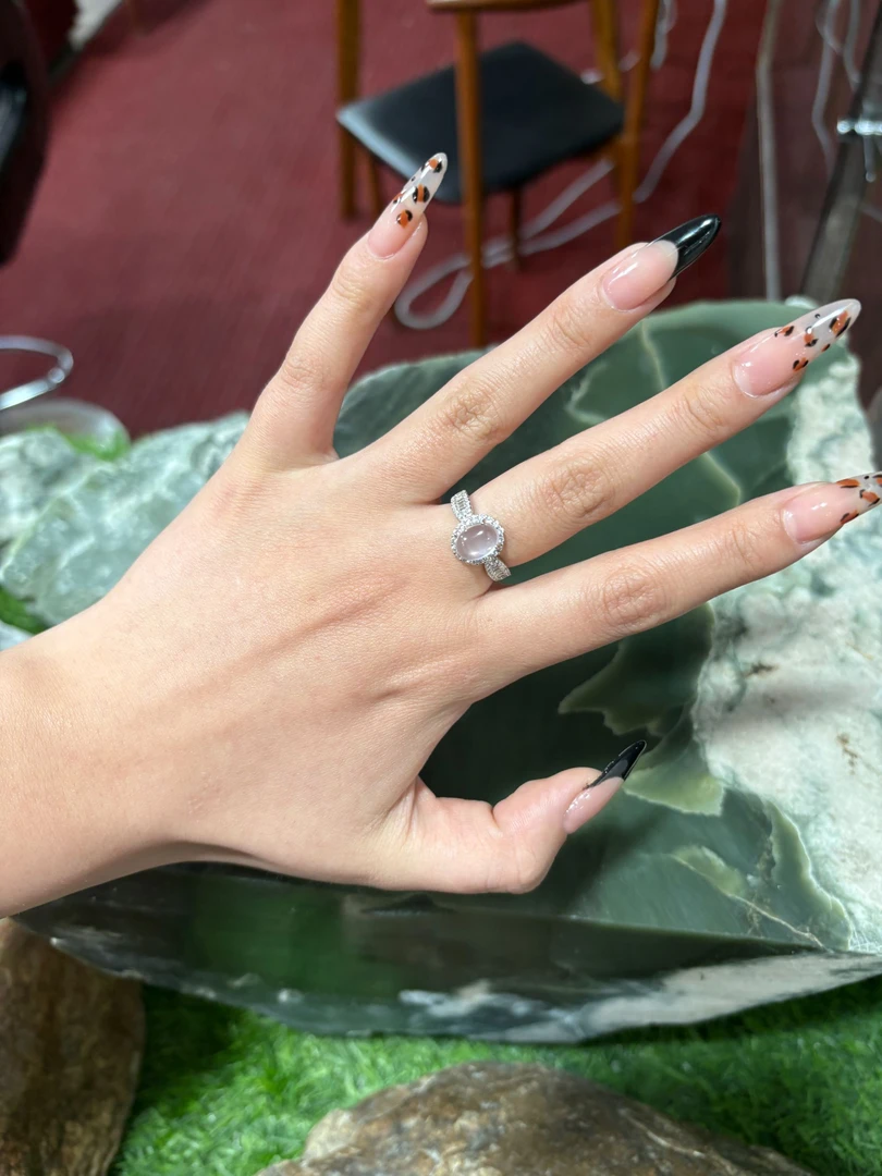 S925银镶嵌天然粉水晶芙蓉石小蛮腰