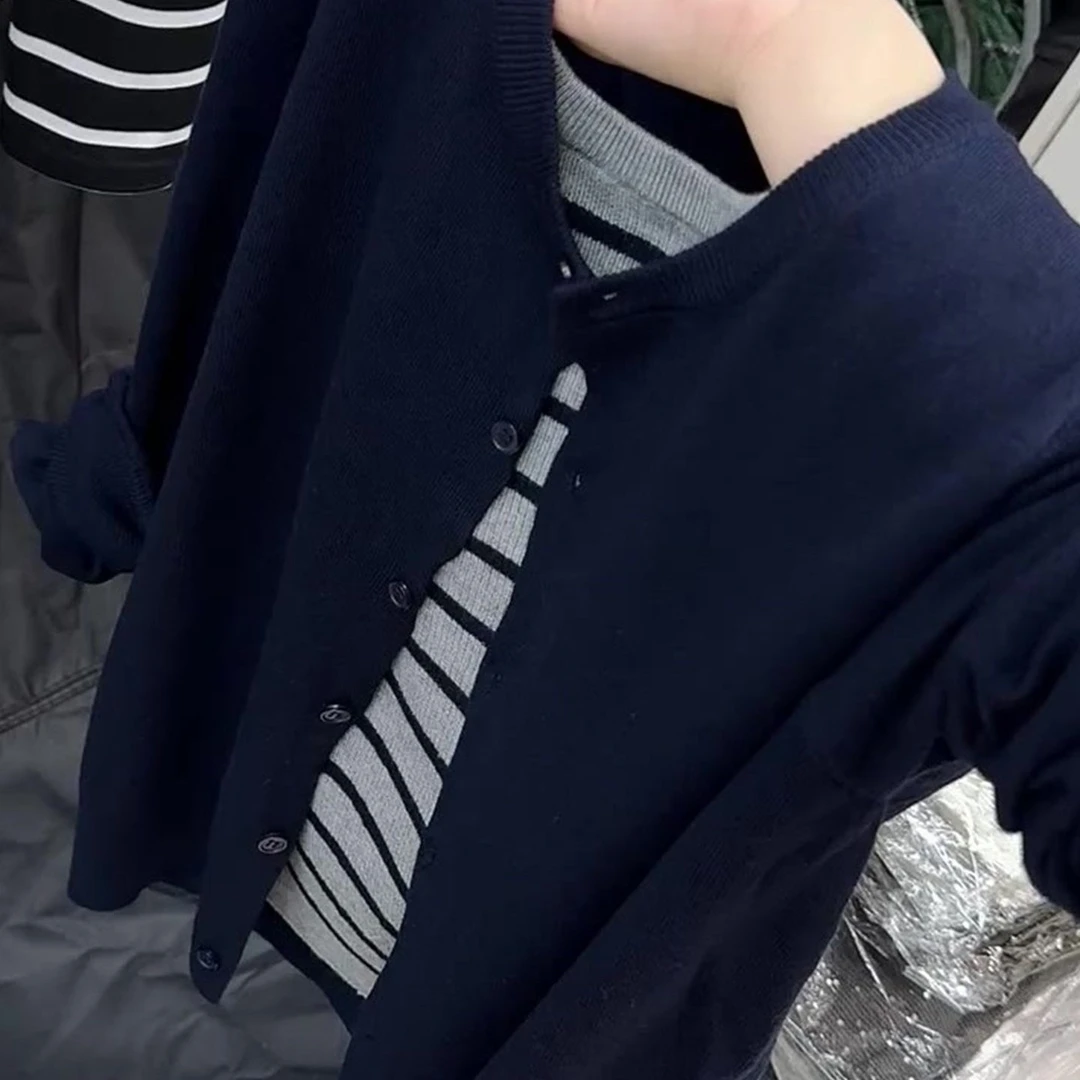 韩系减龄胖MM撞色条纹拼接假两件开衫女2025秋季新款宽松显瘦上衣