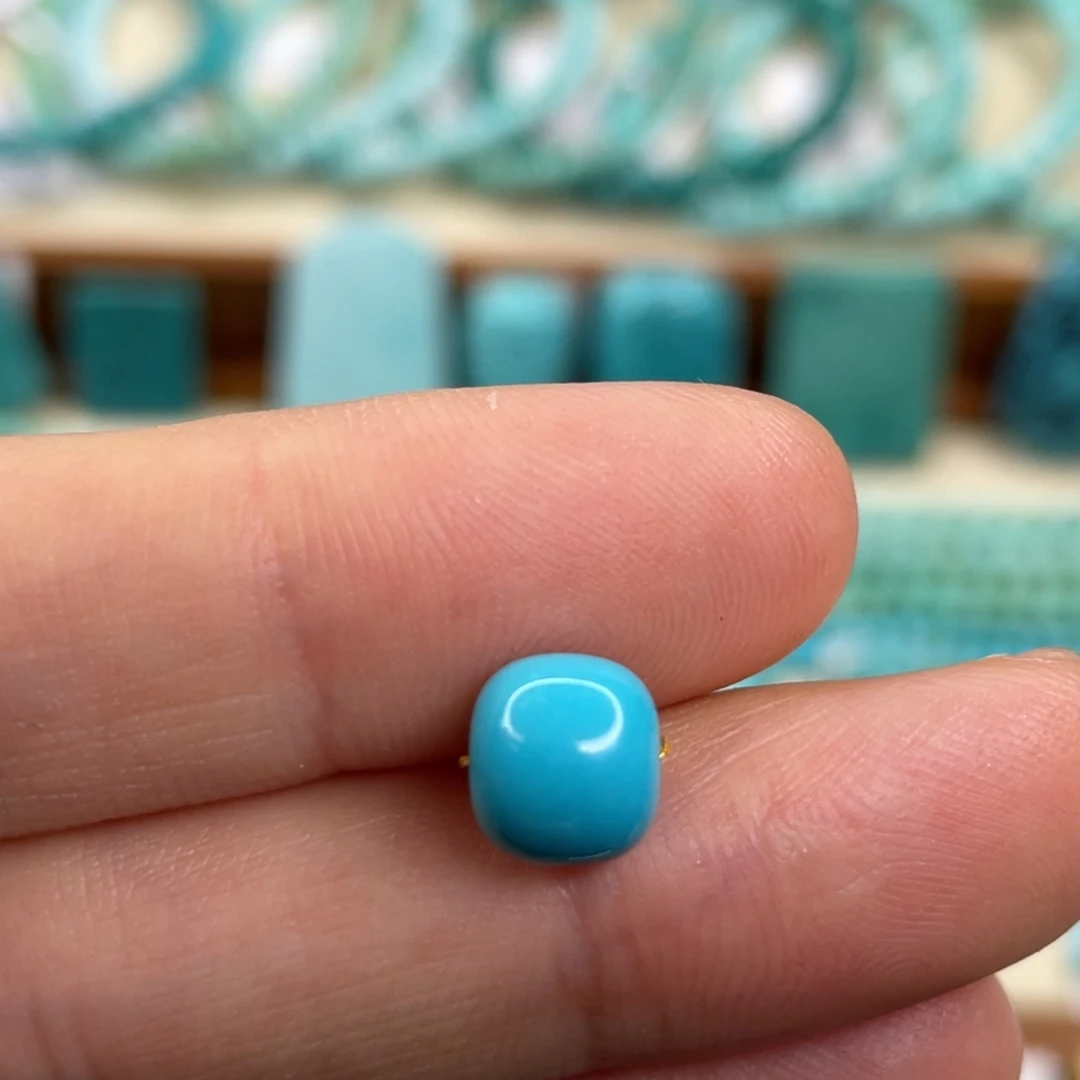 绿松石未镶嵌挂件