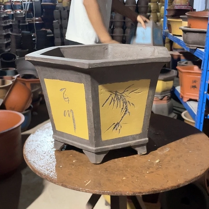 32黄色六方花盆花盆