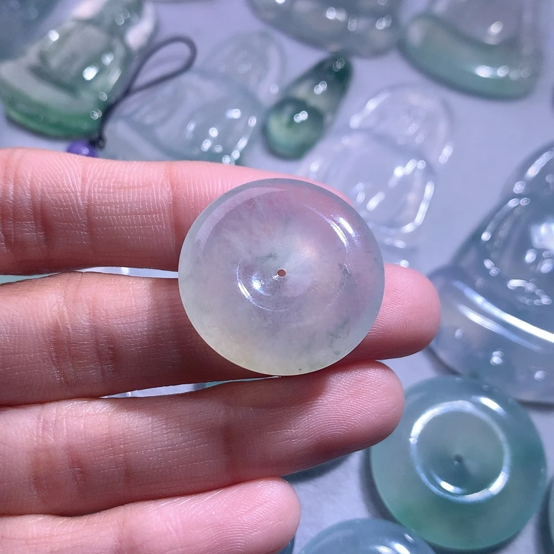 【闪购商品】翡翠颈饰未镶嵌扣