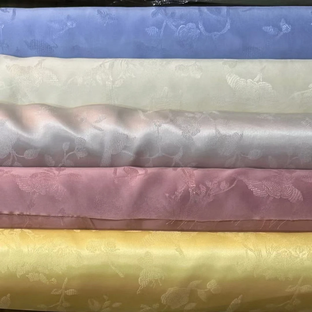 【114门幅，提花缎蜂鹊会桃】纯桑蚕丝 高端面料