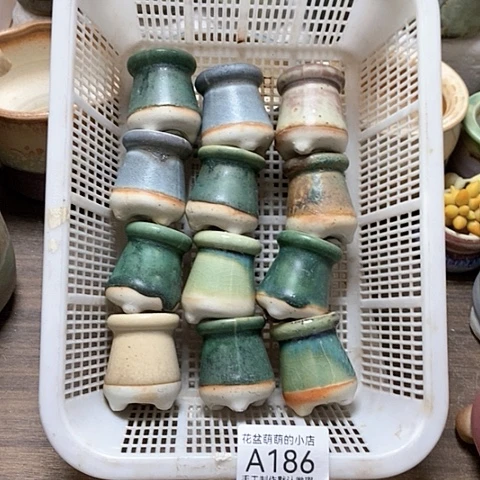 紫砂花盆186微瑕品口径3厘米左右的