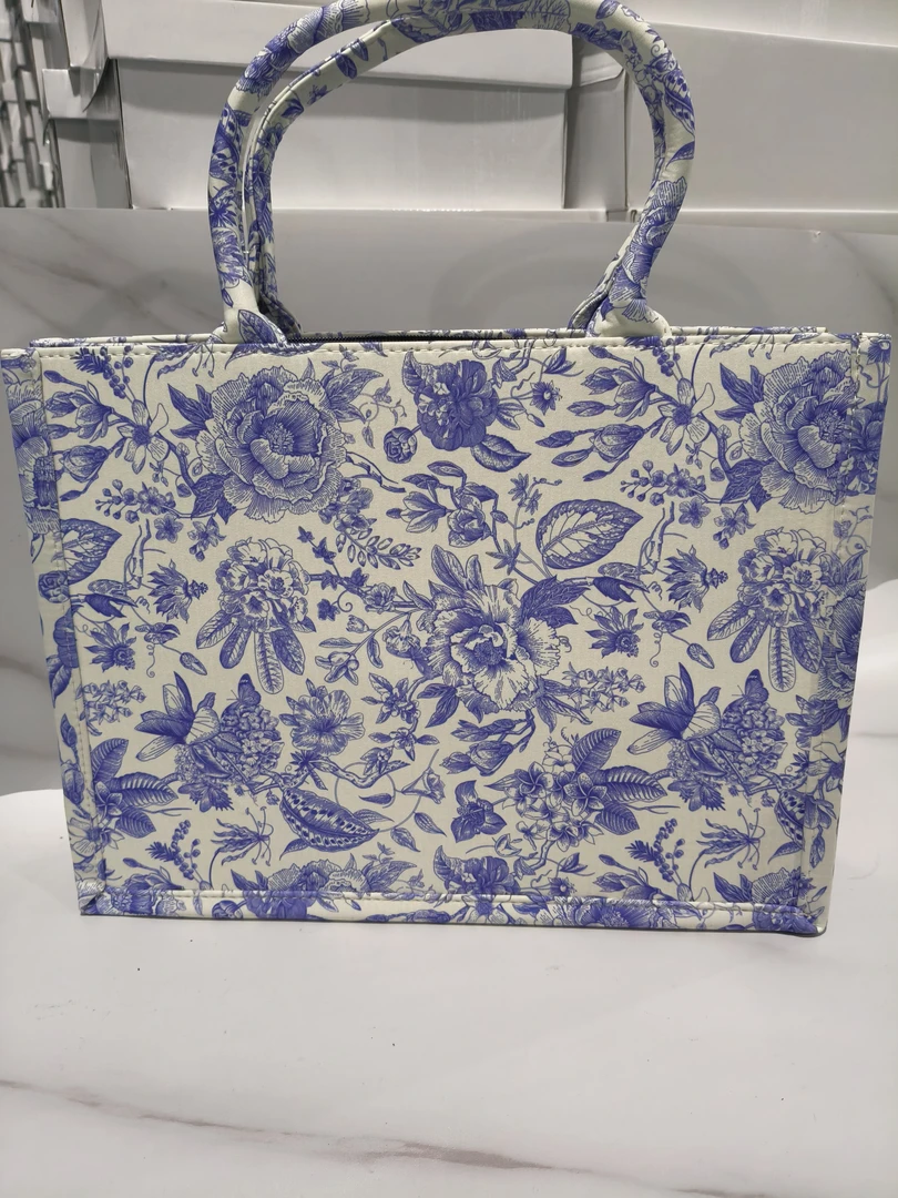 《小店》时尚潮流百搭女包