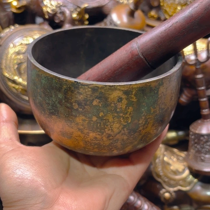 铜器摆件收收藏藏