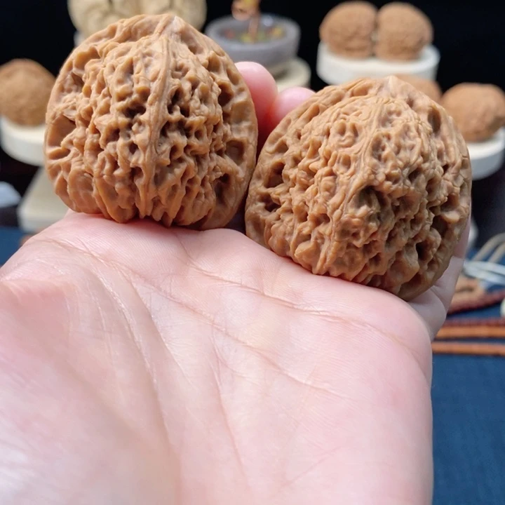 吊坠桃核南疆石核桃42.5