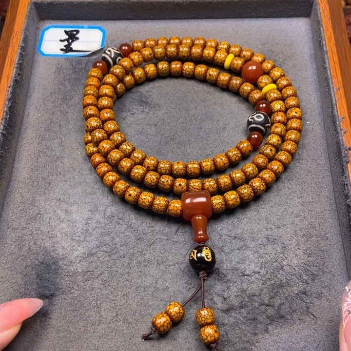 星月菩提吊坠菩提