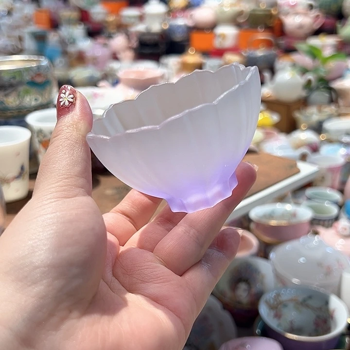 瓷片漂亮的小茶具啊
