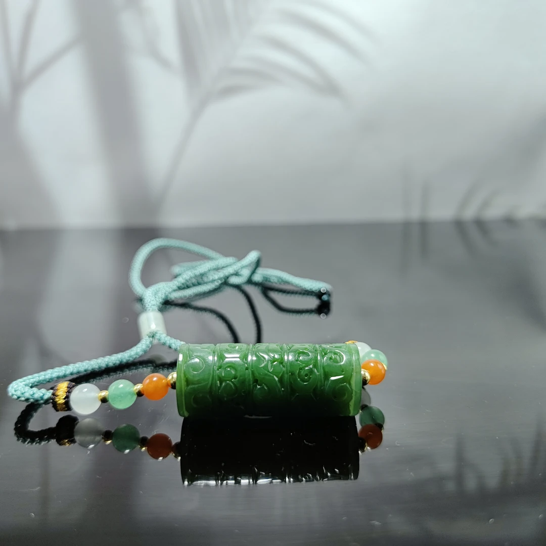 J和田玉碧玉玉勒子吊坠1498