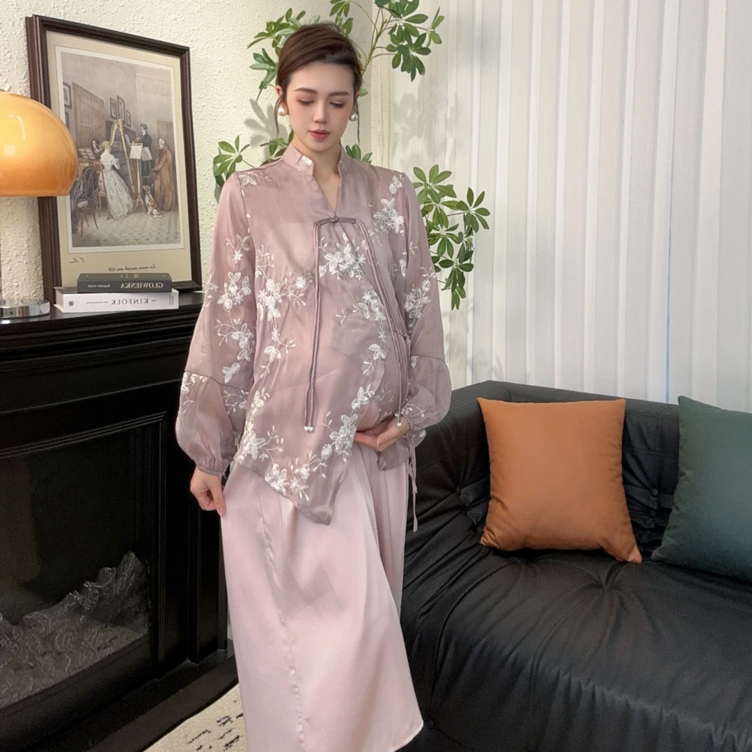 Zoey孕妇装［鸢尾蝶］春季新中式微透新中式刺绣孕妇时尚半裙套装