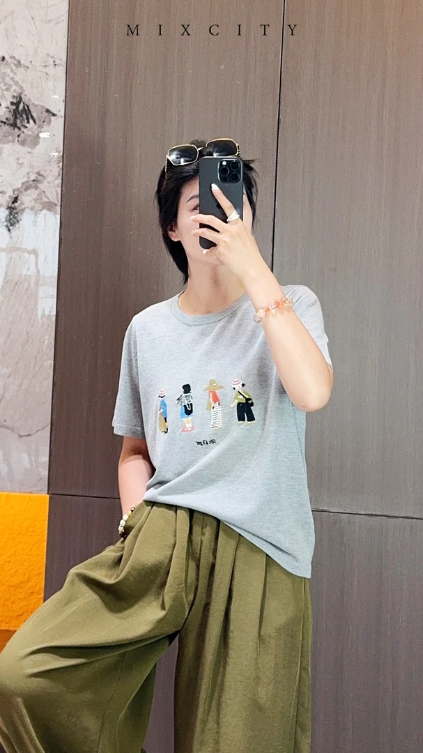 【亚楠本楠】经典纱福利品◆真丝苎麻卡通趣味小人刺绣针织衫7644