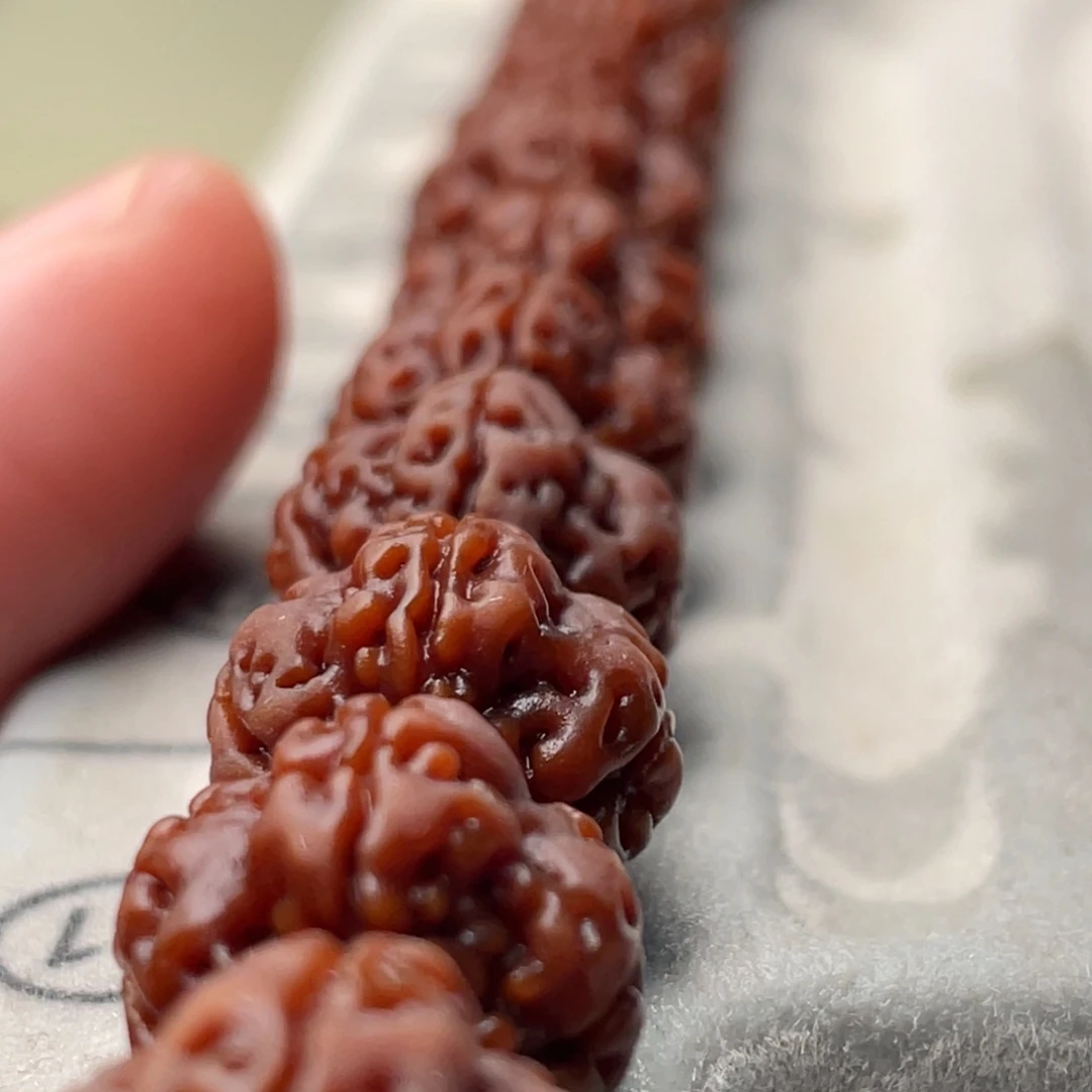 金刚菩提吊坠定制一线天