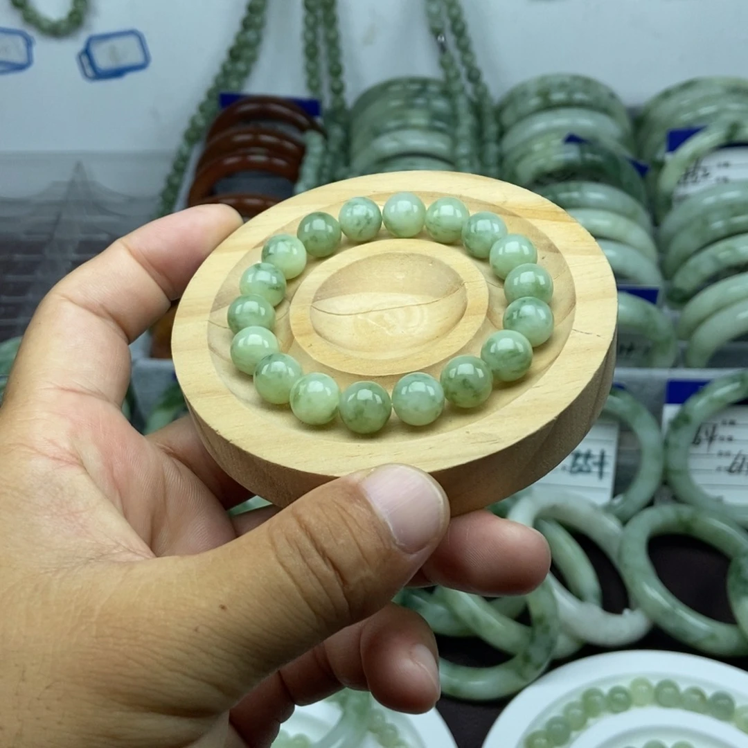 未镶嵌蛇纹石玉手链