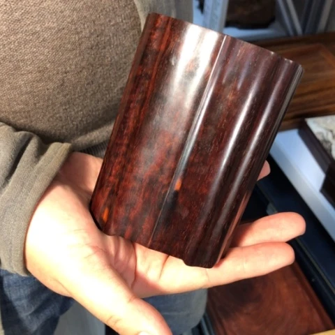 檀香紫檀（小叶紫檀）笔筒