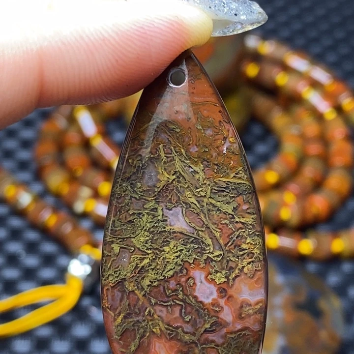 玛瑙/玉髓颈饰未镶嵌