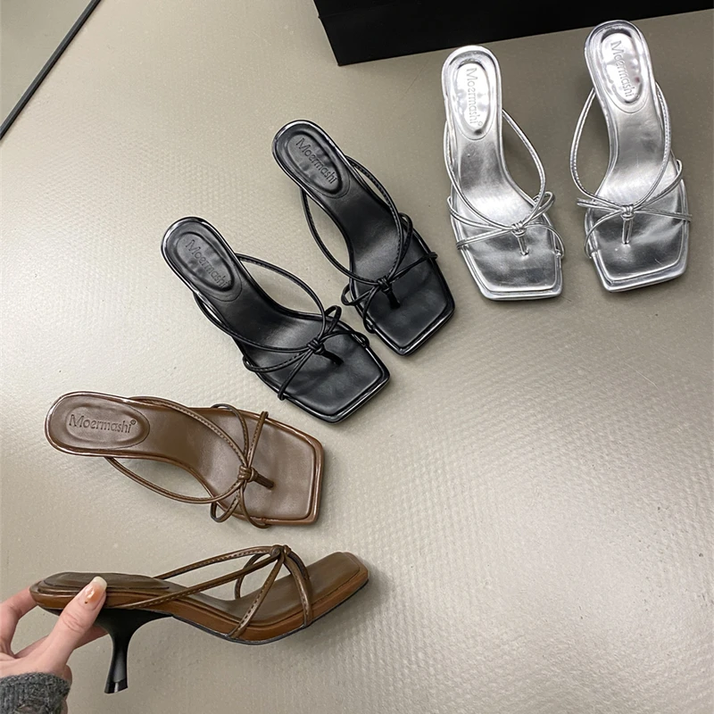 法式气质夹趾半拖鞋女细跟2025夏新款高跟仙女风性感黑色露趾凉鞋