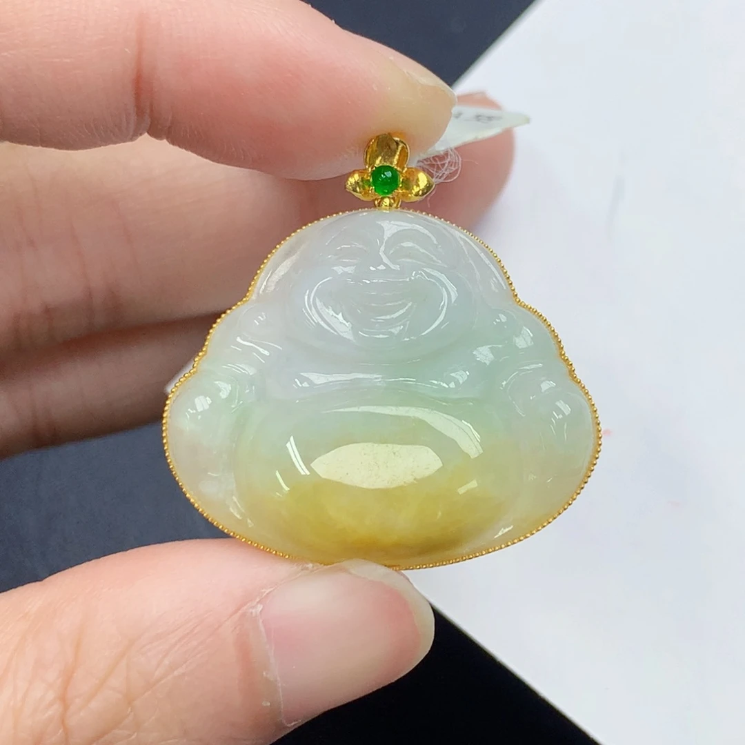 颈饰18K金镶嵌翡翠