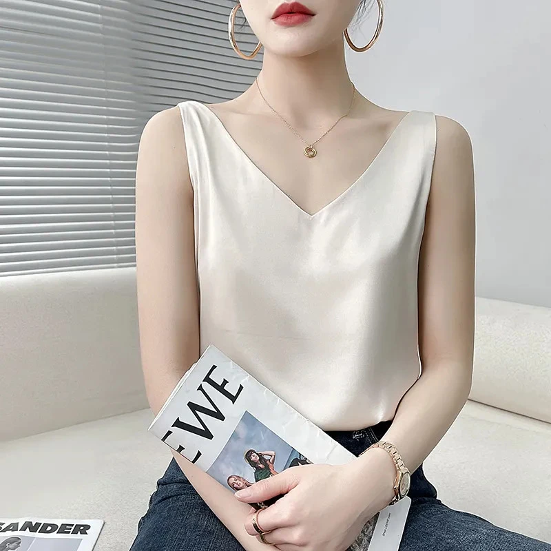 夏季吊带背心女内搭西装白色黑色打底缎面上衣小夏季v领D09