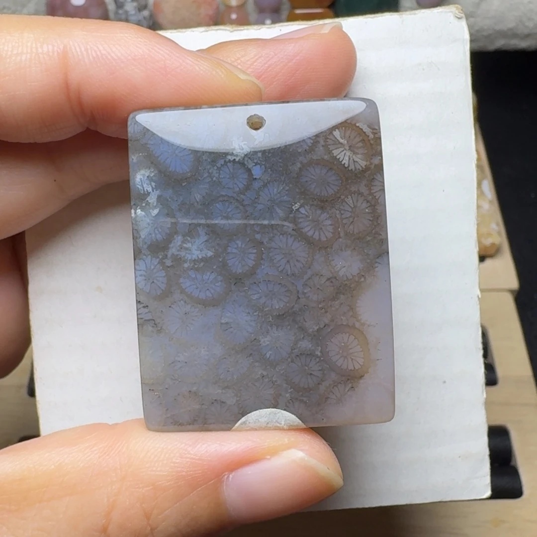 硅化玉未镶嵌黑蓝果冻