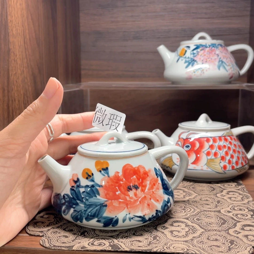 釉下手绘茶具微瑕