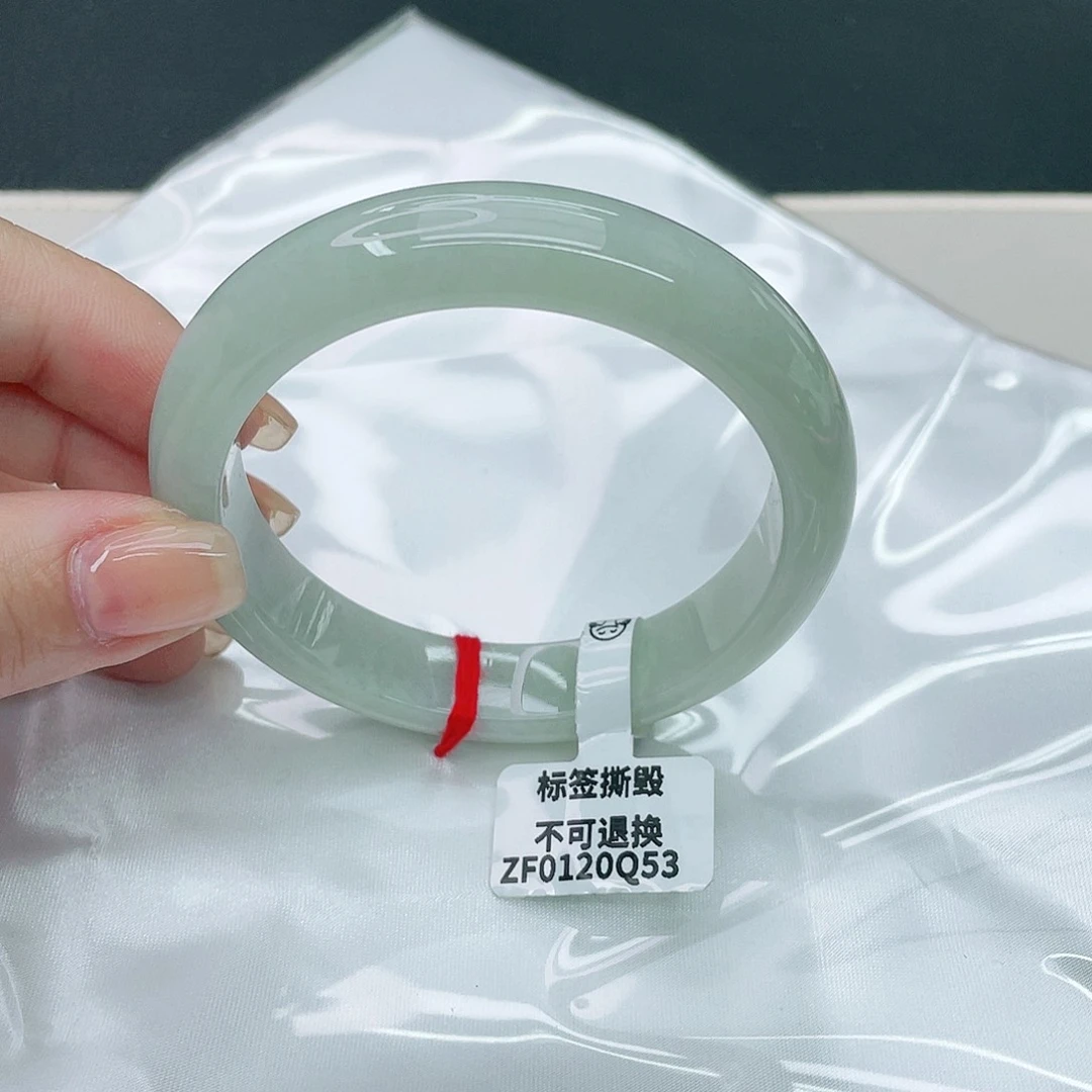 翡翠手镯未镶嵌正56.3