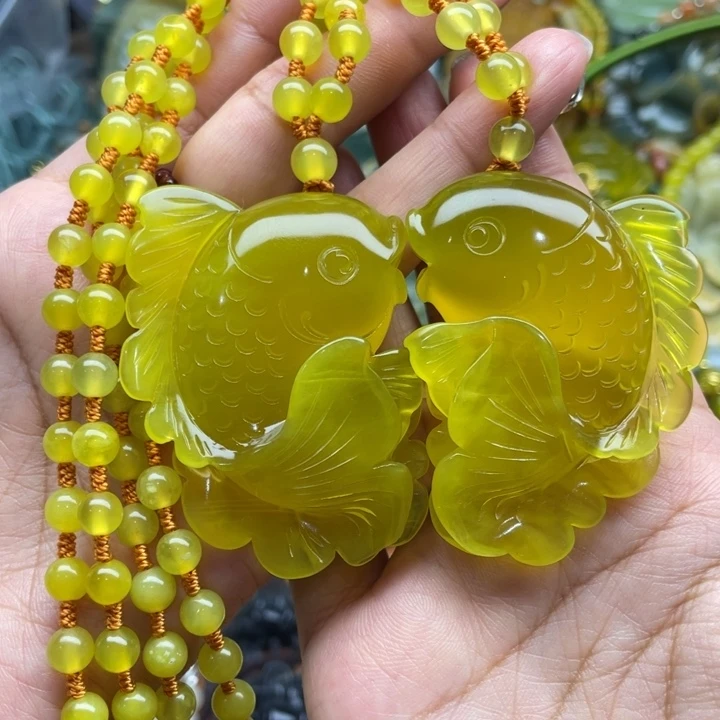 蛇纹石玉未镶嵌吊坠