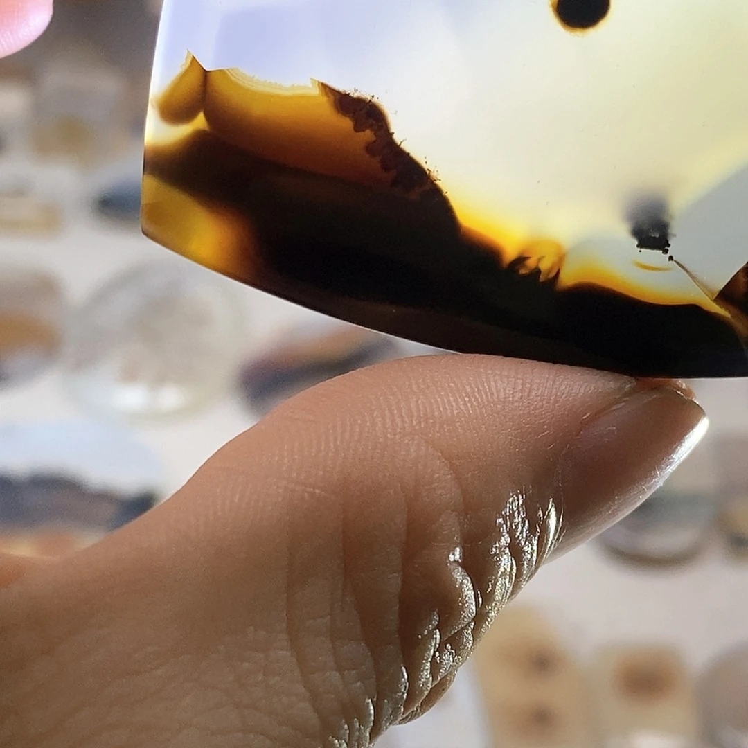 未镶嵌玛瑙/玉髓珠宝奇石大*布