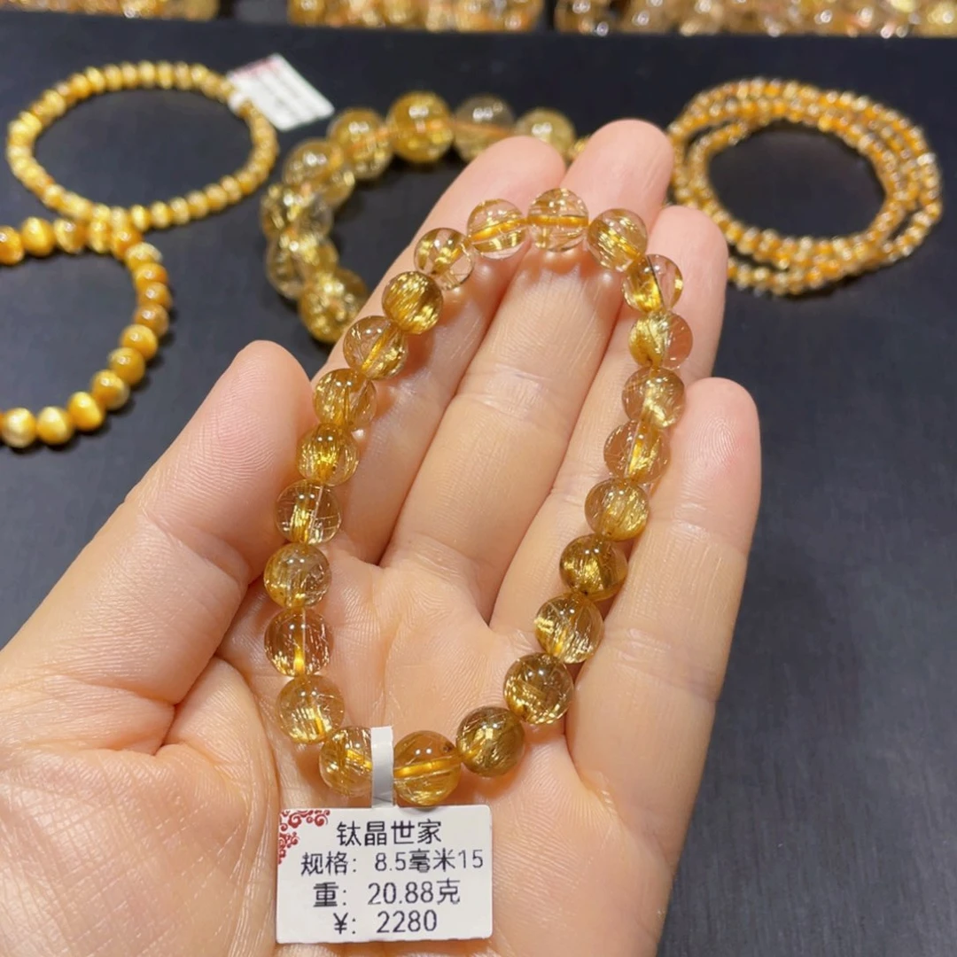 手链未镶嵌水晶在****姐天然水晶手链