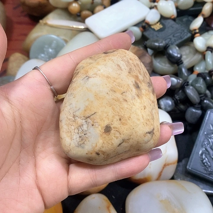 和田玉（糖玉）未镶嵌挂件