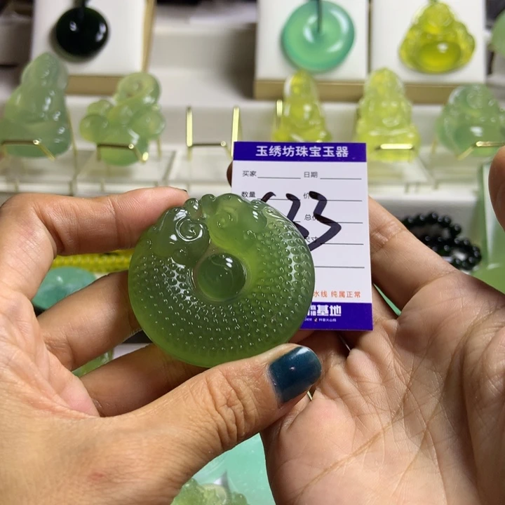 【闪购商品】蛇纹石玉未镶嵌颈饰成*功